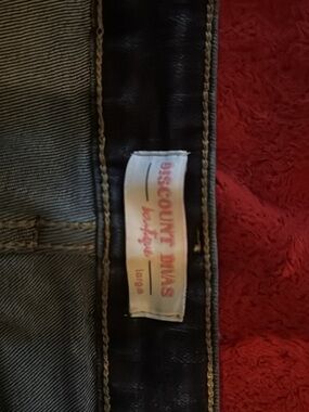 Discount Diva women’s Blue Jean shorts - Classic Denim